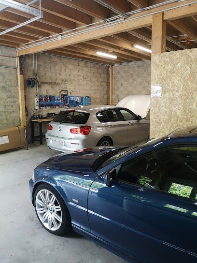Garage de Greenwood, Garage Automobile à Croissy-Beaubourg
