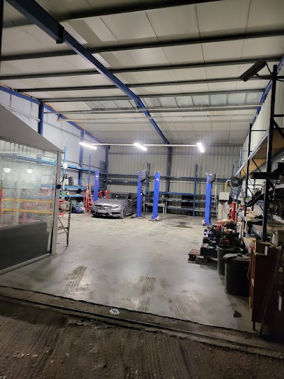 SLT Automobile, Garage Automobile à Lançon-Provence