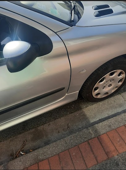 ATLAS CARROSSERIE, Garage Automobile à Feignies