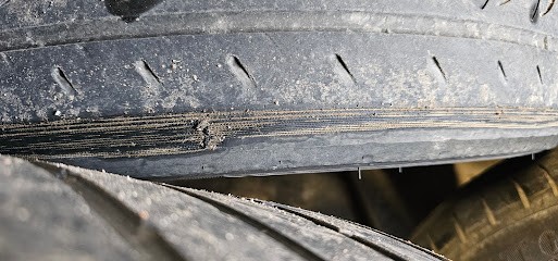 Pneu et Service Eco Distribution, Garage Automobile au Coteau