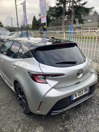 L P AUTOMOBILES, Garage Automobile à La Chapelle-Saint-Laud