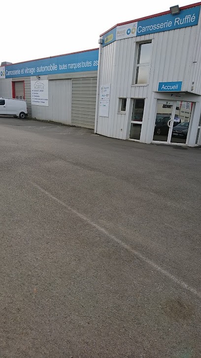 Carrosserie Rufflé, Garage Automobile à Pacé