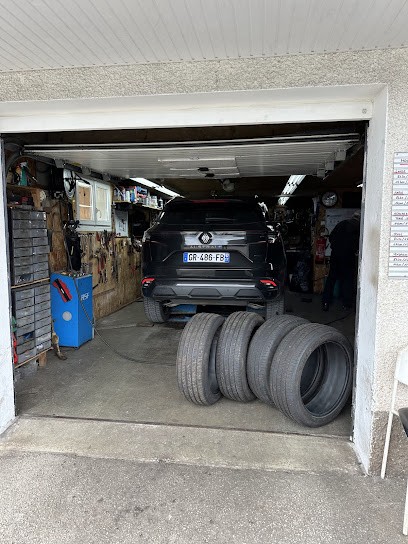 Joly Claude, Garage Automobile à Morteau