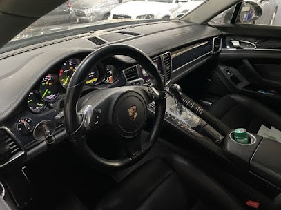 CARROSSERIE DE L'EUROPE - AXIAL, Garage Automobile à Paris 12