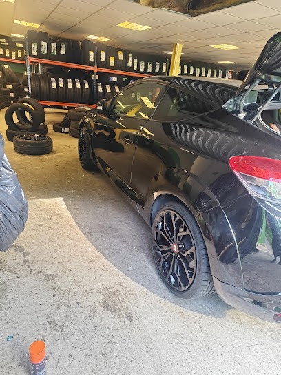 JUMBO PNEUS CREIL 60, Garage Automobile à Creil