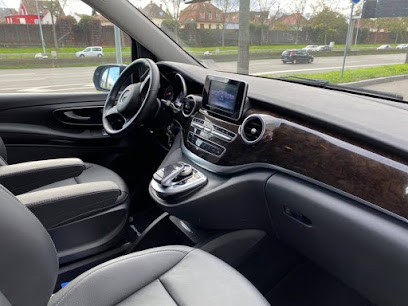 VTC & Chauffeur Privé, LA PLAGNE - Taxi alternatif - Private Driver - Alpe Private Transfer by Excell’R Transport, Garage Automobile à La Plagne Tarentaise