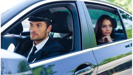 Frenchluxurytravels, Garage Automobile à Nanterre