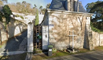 Pinon, Garage Automobile à Vouvray
