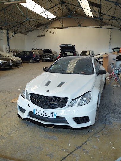 Carrosserie Lily, Garage Automobile à Rillieux-la-Pape