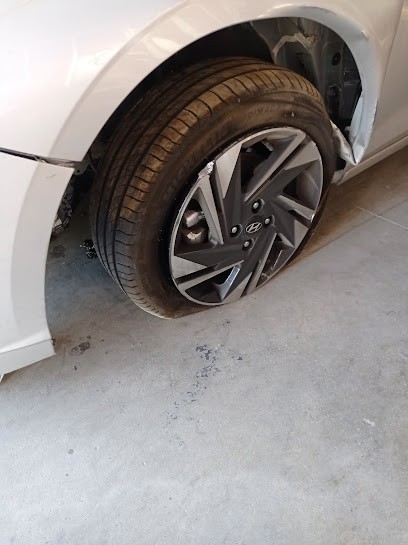 SARL CARROSSERIE EVANNO, Garage Automobile à Lanester