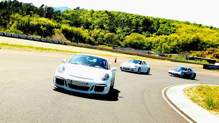 Zks Motorsport, Garage Automobile à Castries