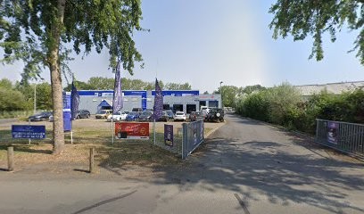 SNMTP, Garage Automobile à Saumur