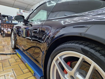 AMDC Detailing Covering, Garage Automobile à Moncé-en-Belin