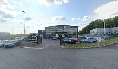 Assetto Performante, Garage Automobile à Jaux