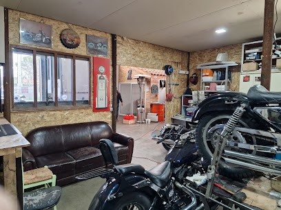 Old Ecole workshop, Garage Automobile à Cadaujac