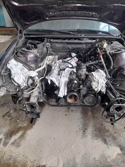 Seventy Eight, Garage Automobile à Mouy