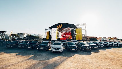 Montaner Et Fils Agent Renault, Garage Automobile au Barcarès