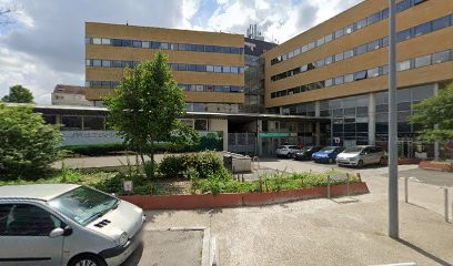 Transept, Garage Automobile à Chilly-Mazarin