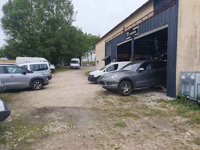 ADS, Garage Automobile à Francescas