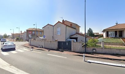 Soropa (Société Réalisation Outillages Profilés Armés), Garage Automobile à Riorges