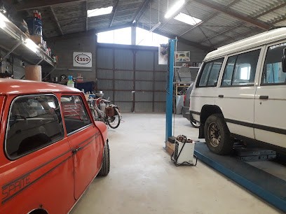 ANTIK GARAGE, Garage Automobile à Saint-Julien-la-Genête
