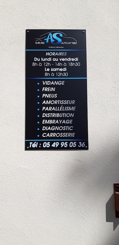 Garage As Automobile, Garage Automobile à La Boissière-en-Gâtine