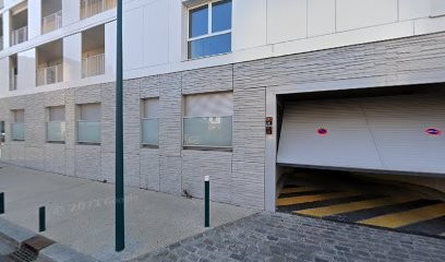 Dag Huseyin, Garage Automobile à Gennevilliers