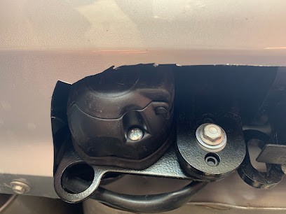 Garage & Carrosserie Du Rond Point, Garage Automobile à Crémieu