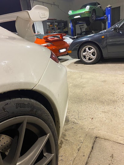 Flat 44, Garage Automobile à Mouzillon