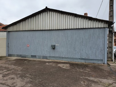 Ritz Motors, Garage Automobile à Lunéville