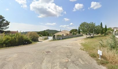 Solyglass, Garage Automobile à Vénéjan