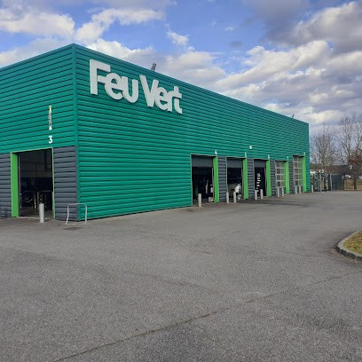 Auto Feu Vert Estancarbon Center, Garage Automobile à Estancarbon