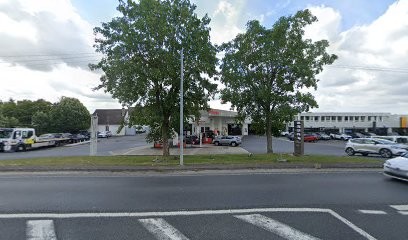 Palais De L'automobile, Garage Automobile à Senlis