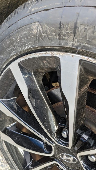 Top Track, Garage Automobile à Charvonnex