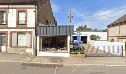 Renault, Garage Automobile à Toucy