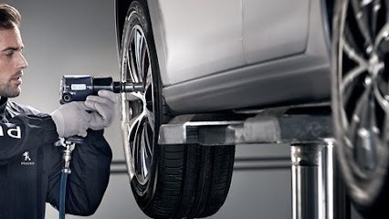 Service - Peugeot, Garage Automobile à Cluses