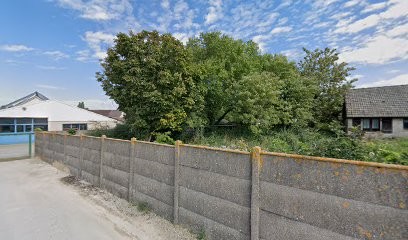 T.C.M.A.I, Garage Automobile à Chandai