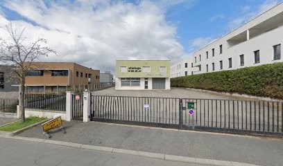 Attelages M.G., Garage Automobile à Dardilly