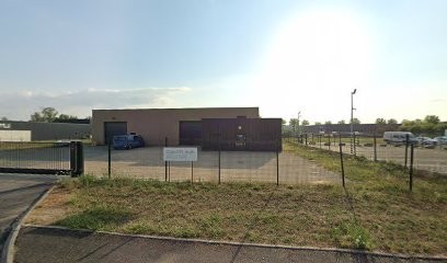 Concept Num, Garage Automobile à Civens