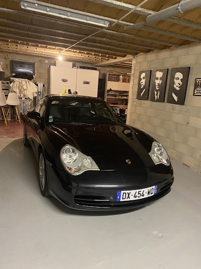 911 Avenue, Garage Automobile à Gémenos