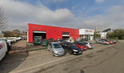 AD CARROSSERIE SN DAW, Garage Automobile à Magny-les-Hameaux