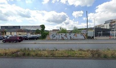 Platinum Cars, Garage Automobile à La Ville-du-Bois