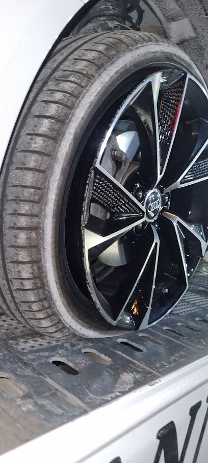 First Stop La Bâthie, Garage Automobile à La Bâthie