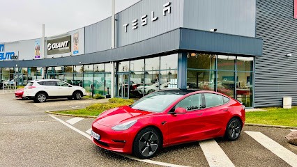 Tesla Strasbourg, Garage Automobile à Hoenheim