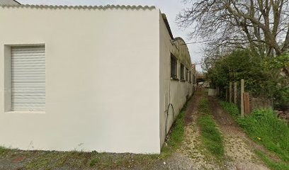 Atelier 21 - Entretien et réparation véhicules anciens, vente de pièces détachées, Garage Automobile à Chaniers