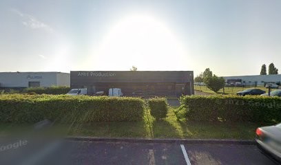 A.M.H Production, Garage Automobile à Thiant