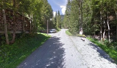 Etablissement Vuarand, Garage Automobile à Châtel