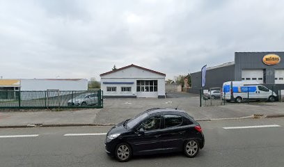 Antodice, Garage Automobile à Chaumont