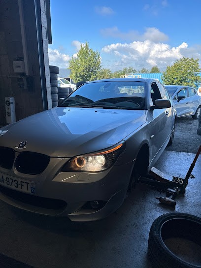 Meca Pneus 01, Garage Automobile à Guéreins