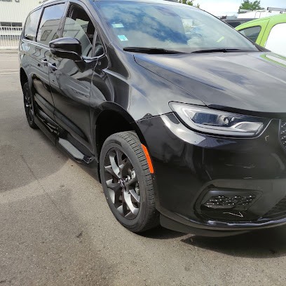 Lyon Cars Motors | Spécialiste JEEP | Chrysler - 4*4, Garage Automobile à Genas